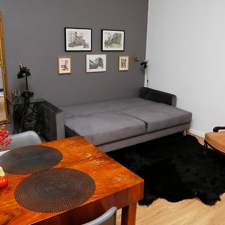 Mini Flat Apartman Печ Екстериор снимка