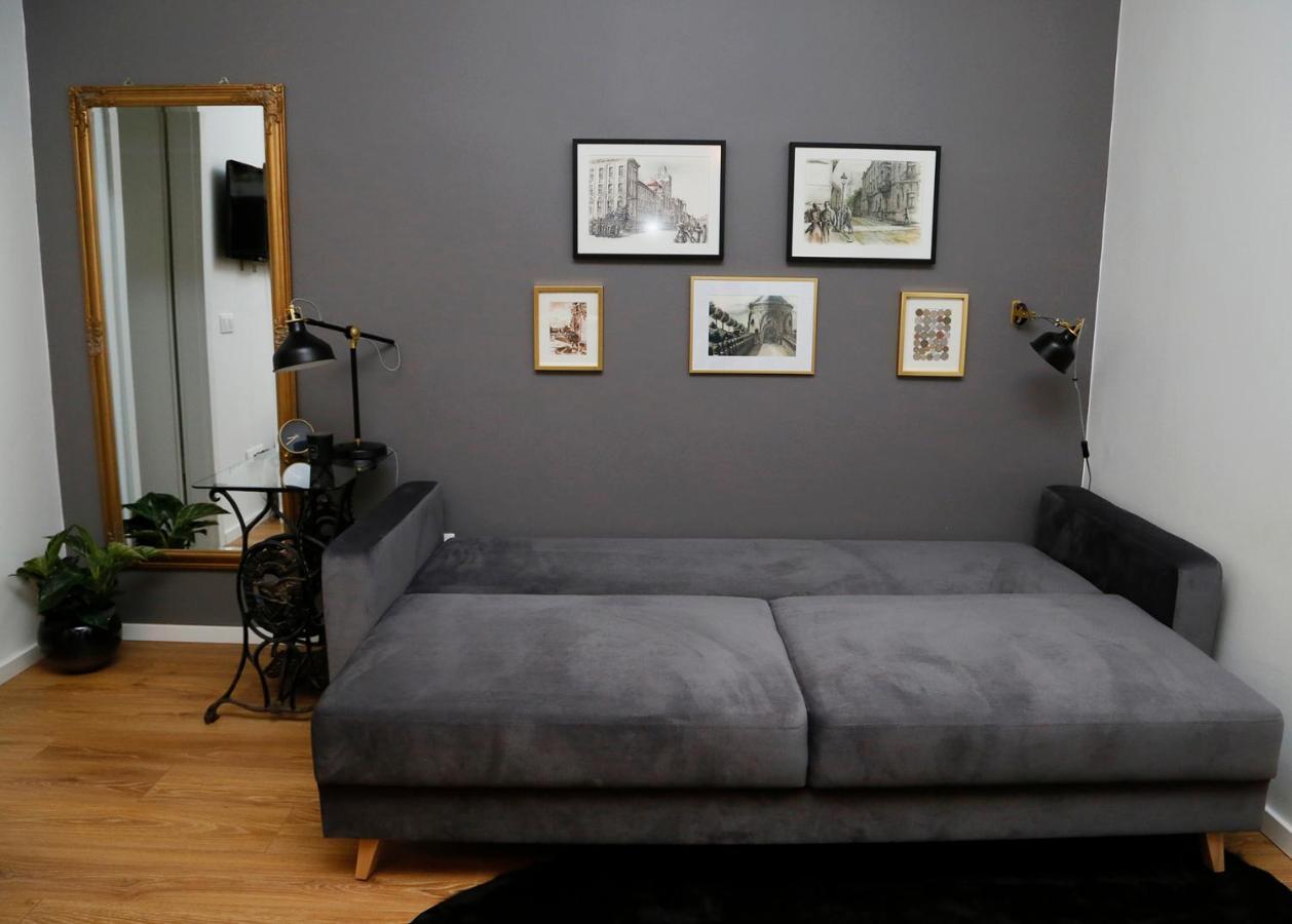 Mini Flat Apartman Печ Екстериор снимка