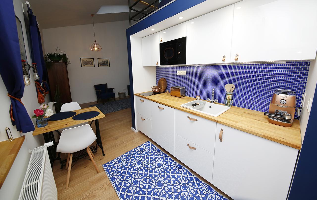 Mini Flat Apartman Печ Екстериор снимка