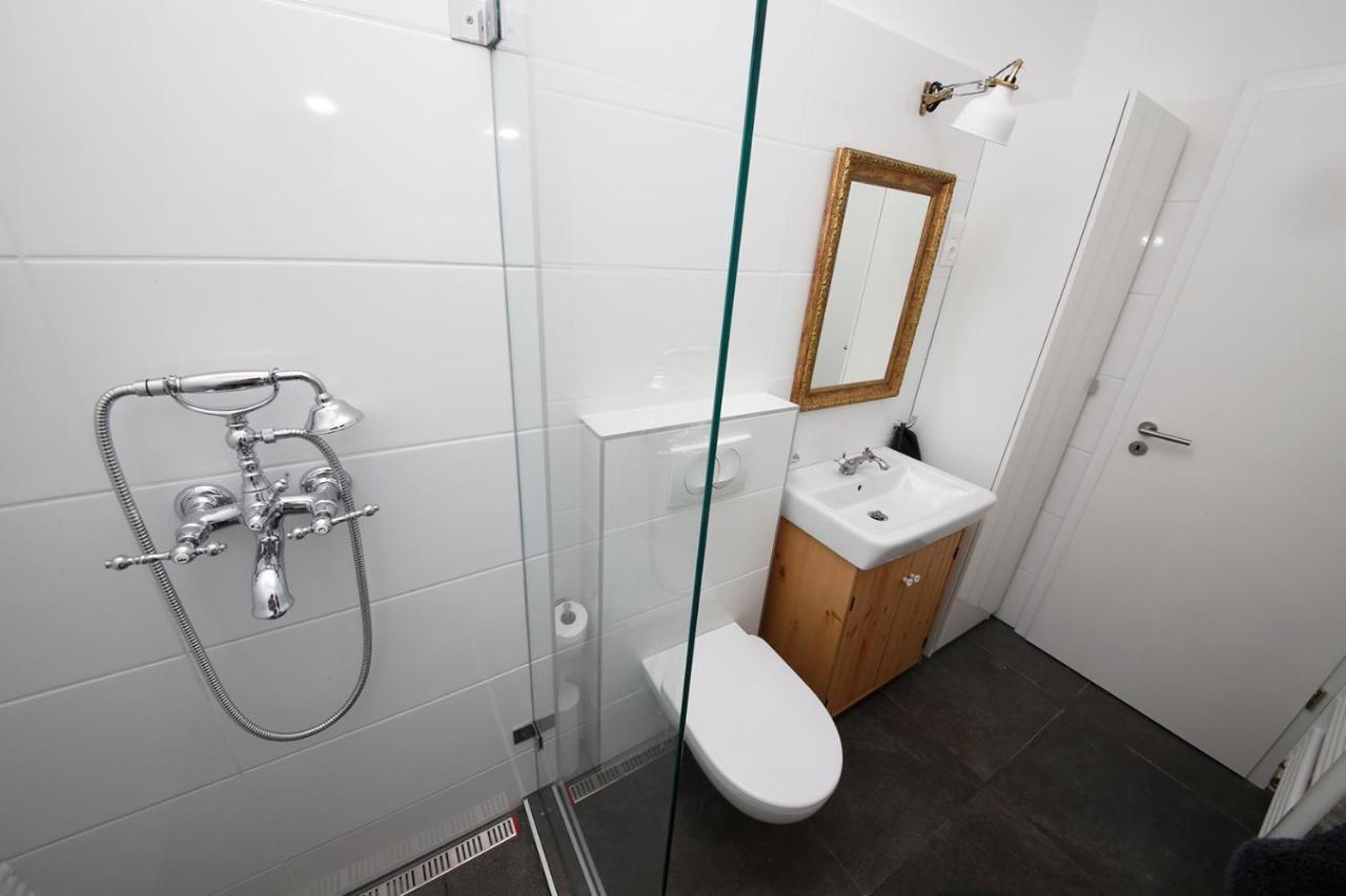 Mini Flat Apartman Печ Екстериор снимка